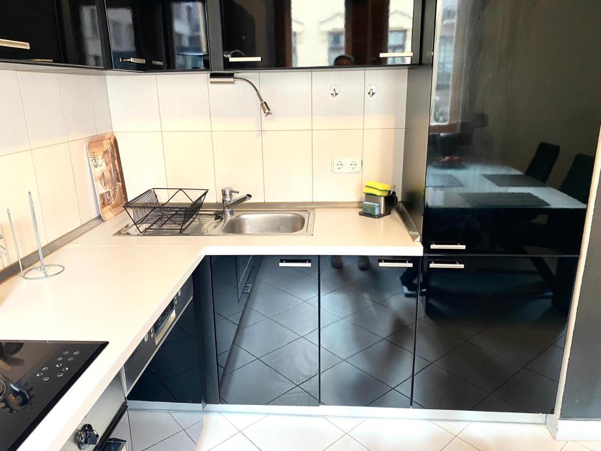 Budapest Heart By Gozsdu Apartment Bagian luar foto